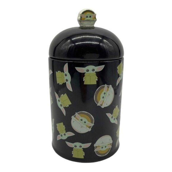 Disney Star Wars the Child Tossed black ceramic Yoda print lidded Cookie jar new - Picture 3 of 4